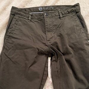 Vuori Men's Dark Green Chinos size 29